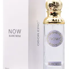 S-M3006 30ML Floral Perfume - Product Close-up
